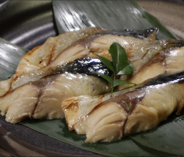鯖の塩焼き